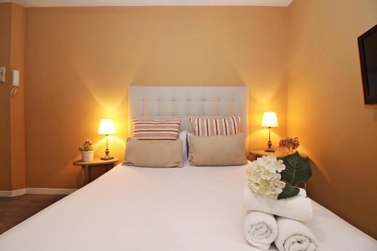 Del Parque Flats Suite Malagueta Малага Экстерьер фото